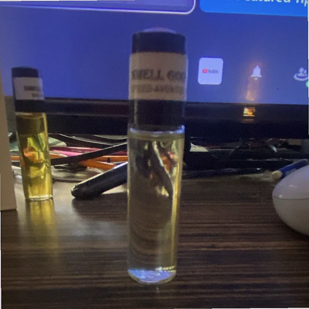 Creed Aventus rub-on oil, Sample Size (bit bigger) Fragrance 0.2 fl oz